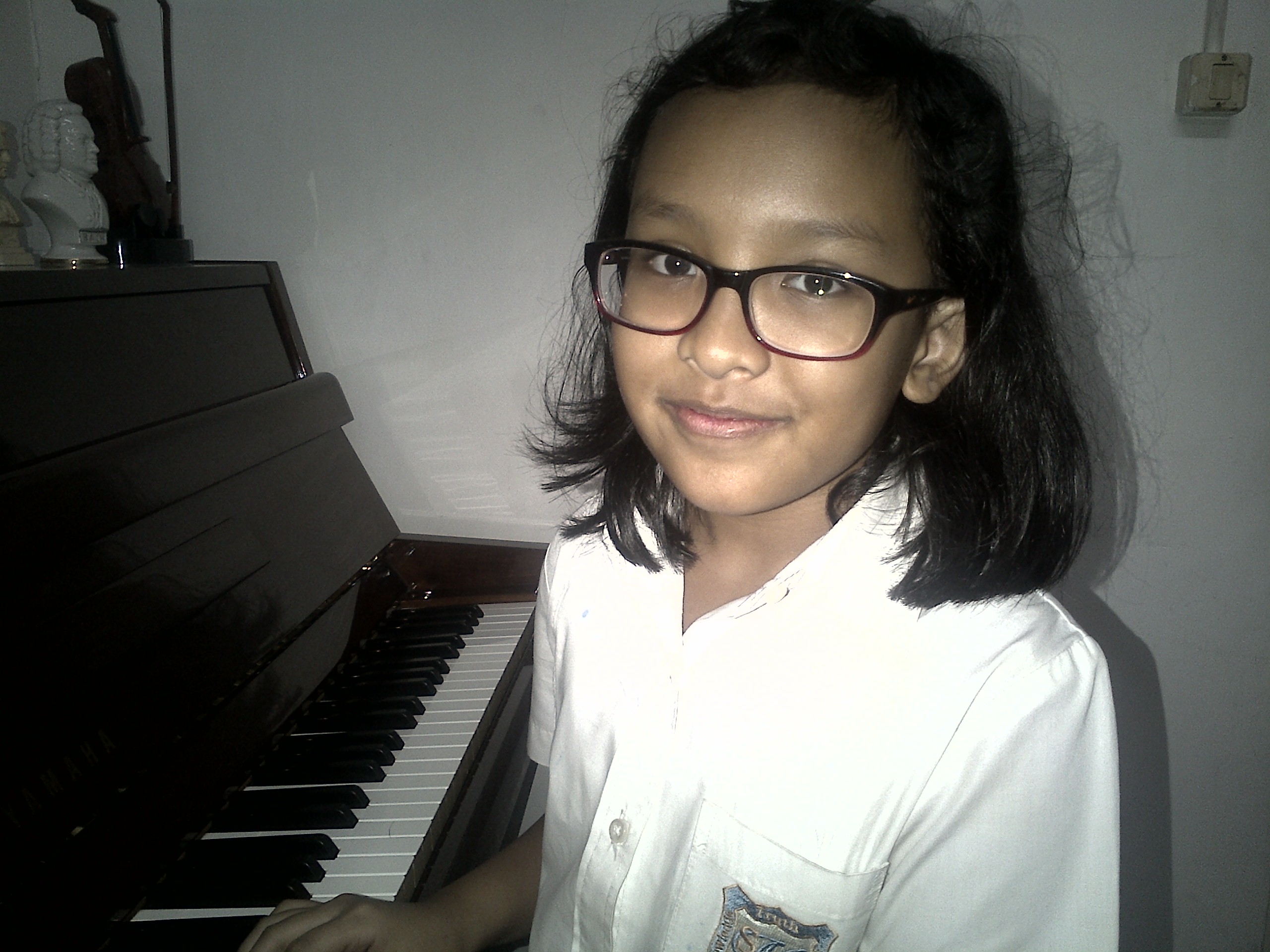 Natasha Bernadette Situmorang, Murid Piano